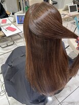 ヘアーアンドメイク ビス(HAIR&MAKE bis)&nbsp;【癖毛さん必見】半年に1度酸性ストレート【黒田あさみ】