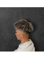 宮崎理容院 並木坂店&nbsp;ホワイトメッシュ　スパイキーショート