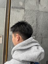 アクルヘアーバイテソロ(AKUR hair by tesoro) スパイキーショート