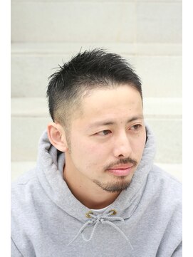 アリゲート ダイカンヤマ(Ari gate daikanyama) 20代30代40代メンズベリーショート刈り上げツーブロック代官山