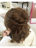 くるりんぱで作るハーフアップ（ヘアセット）