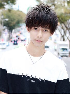 ネイビー(NAVY) 黒髪爽やかショート ナチュラル束感 マッシュ