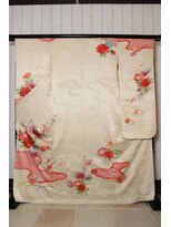 ルナクレセント (Luna crescent)&nbsp;振袖B-３ ￥14500～(着付料込み)　＊　成人式プラン　￥20000～