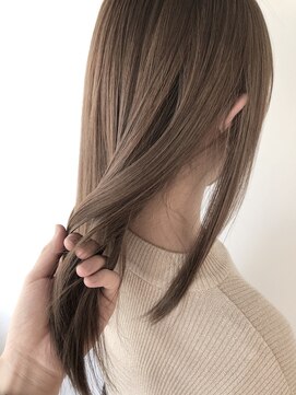 ネイヴィル(navile) ミルクティーグレージュ◎