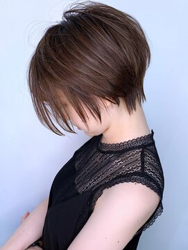 ラウンジ モリオ イケブクロ(Lounge MORIO Ikebukuro) 【morio池袋】可愛くて色気のある小顔ショート♪