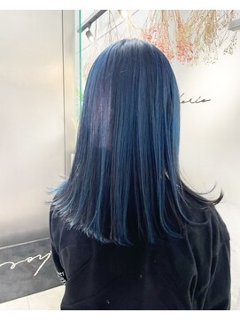 シェリ ヘアデザイン(CHERIE hair design) 表面Blueカラー◎