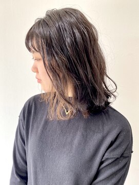 フォーク FOLK 【FOLK】インナーカラー・波巻きミディアム♪