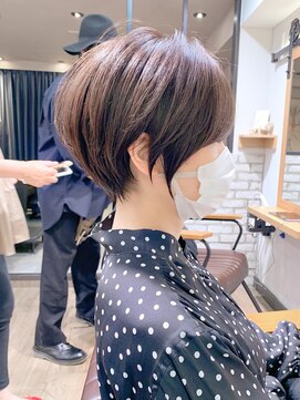 アヴァロン(AVALON) 絶壁解消×イルミナカラー×ひし形丸みショート永田