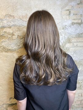 フロール 上大岡(Flor) 【Flor上大岡】*韓国風カール+ゴールドアッシュ*