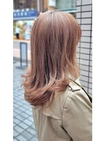 キザシ(KIZASI)&nbsp;白髪ぼかしはヌーディーな透け感たっぷりのブレンドハイライトで