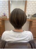 ショートボブ