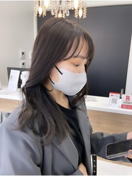 ニル 柏の葉(Nil) 赤み抹消！！オリーブカラー　【 村岡優里子 】