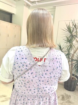 デート 下北沢(DATE) ダブルカラーミルクティーベージュカラーケアブリーチハイトーン