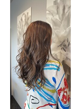 ヘアーメイクボヌール(hair make Bonheur) グレーヘアーもカラーアレンジ