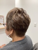 エヌツー(N2)&nbsp;明るめ白髪染めスタイル