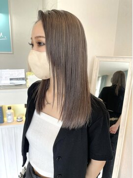 ウル(uLu.) 【ブリーチ】グレージュ/シルバー・フェイスレイヤー/髪質改善