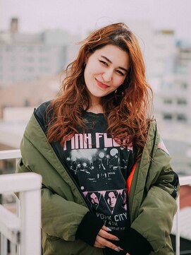 スタリー(Starry) ラフウェーブ/20代/30代/40代/ハレマチ通り