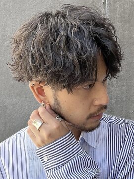 レタッチ バイ フィフス 天神大名(RETOUCH by fifth) 波巻きスパイラルパーマツイストパーママッシュメンズパーマ束感