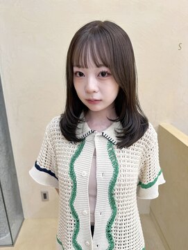 スニュウ(snuw) レイヤーカット/透明感カラー