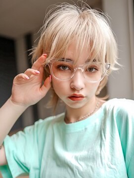 ギークス(GEEKS) 【GEEKS渋谷】ブロンドベージュ/ウルフカット/春カラー/20代30代