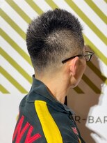 バーバーバー 四谷(BARBER-BAR)&nbsp;ビジネスソフトモヒカンスタイル