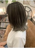 ○femme 二条○バレィアージュ　グレージュ
