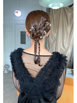 ノード(NODO) タイトヘアアレンジ