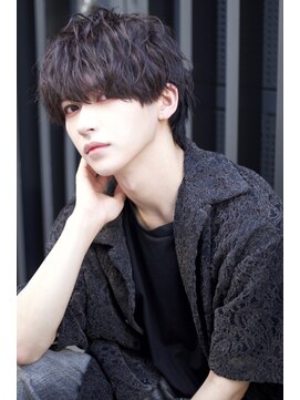 ヴェイン 渋谷(vain) センターパート波巻きメンズパーマ渋谷メンズ美容室k