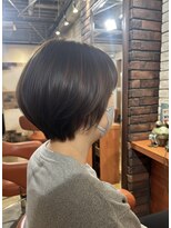 ヘアメイク フレンシア(hair make flencia)&nbsp;美シルエット！丸みショート【027スタイル】