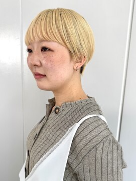 ジュリエッタ(giulietta) ブロンドヘア　マッシュショート　ベリーショート