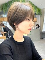 ビュートヨナカ(VIEW TOYONAKA) 30代/小顔カット/ショート/オリーブグレージュ/豊中/前髪あり