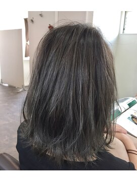 アリア トータルビューティー(Aria total beauty) 外国人風ブルージュグラデーション