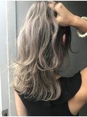 クリスタルホワイト