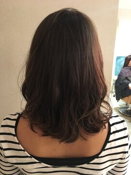 ロンド 銀座(Lond) 外ハネミディ 担当 本田