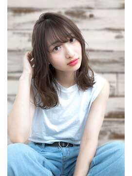 ベビーフェアリー 伊丹店(Baby Fairy) 切りっぱなし前下がりボブ