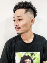 フジヤマ バーバー ショップ(FUJIYAMA BARBER SHOP)&nbsp;フェザーマッシュ ソフトツーブロック くせ毛風パーマt