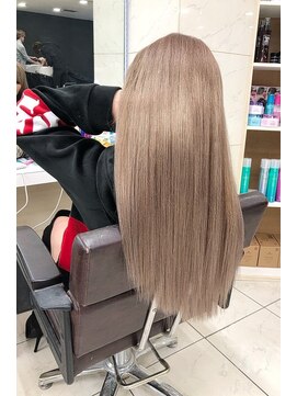 リア 大阪梅田(Ria) ～ミルクティーべージュ　シールエクステ～【Ria 大阪 梅田】