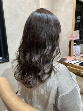スーリール 今宿店(Sourire) シルバーベージュ
