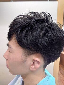 ヘアーカットデザインサロン スマッシュ 田町店(Hair cut design salon Smash) マッシュ ツーブロック ショート ビジネスマン 学生、黒髪