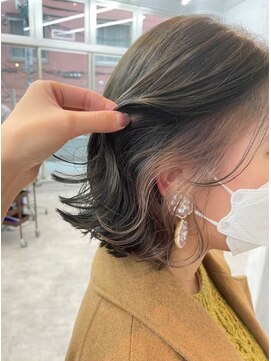 ウィリーベル 沖縄(WILLIE BELLE) 20代30代大人かわいい/グレージュカラー/ショートボブ/小顔/前髪