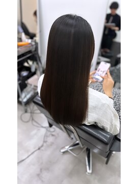 シンカ(shinka) shinkaストレート(髪質改善縮毛)+艶出しトリートメント