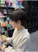 ハンサムショート30代40代50代耳かけショート前髪なし小顔カット