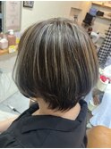 ショートボブ×ハイライト