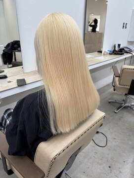 ニュート(Neut ) ホワイトブロンド/ケアブリーチ抜きっぱなし/ハイトーンカラー