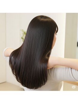 マノン 人形町(MANON)の写真/【一人ひとりに合わせたオーダーメイドケア】なめらかで上質な指通りを実感して[人形町/髪質改善]