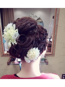 グランジ ショートでも◎袴アップスタイル