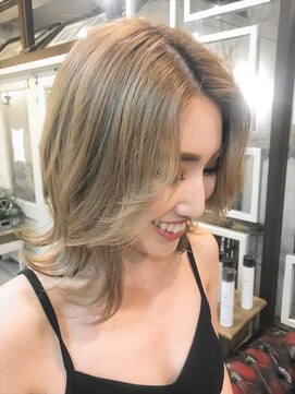 コニ(Coni) ♪Coni♪20代大人気！顔周りレイヤー