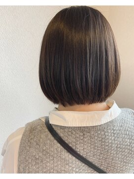 美容室 ルアル 市原市八幡宿店(Luar) ミニボブ×オリーブベージュ〇