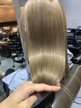 ラフ 難波店(LAFF) #黒髪#ボブルフ#ネビージュ#小顔#ワンレン