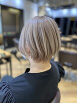 リゴ ヘアー(RIGO hair) おしゃれ女子ウルフヘア　シースルーバング　アッシュカラー